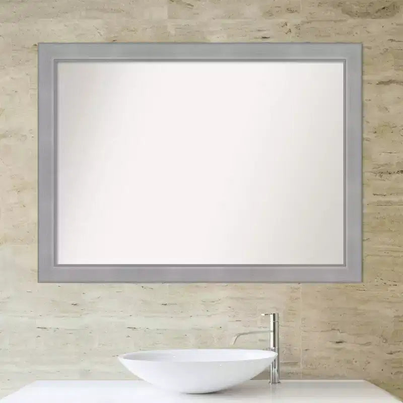Miroir mural de salle de bain 42" x 31" Vista, non biseauté, nickel brossé - Rectangle, cadre en polystyrène, montage mural
