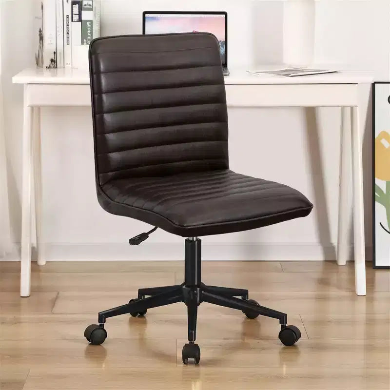 Chaise de bureau sans accoudoirs en similicuir, dossier mi-hauteur, pivotante à 360°, réglable