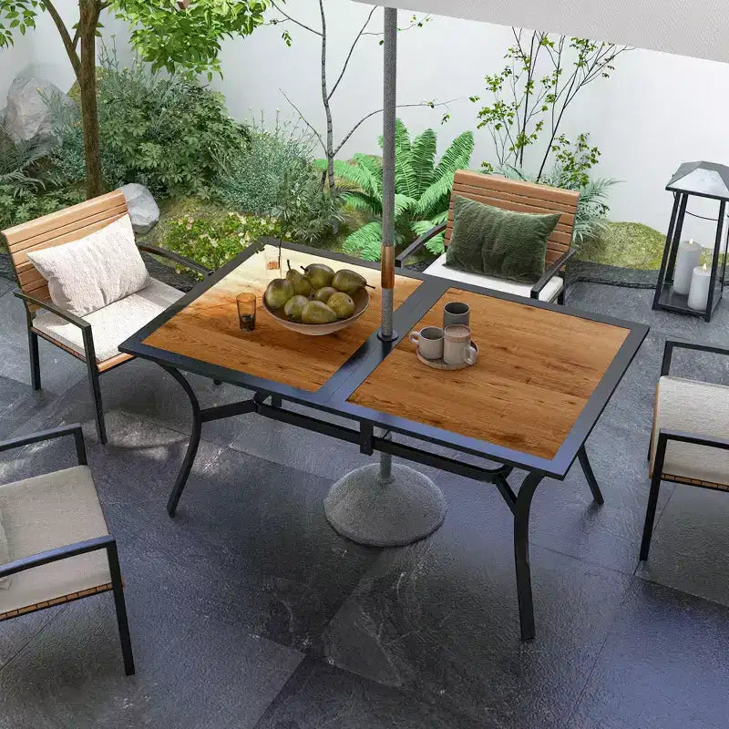 Table de patio rectangulaire avec trou pour parasol, table de salle à manger d'extérieur rectangulaire imitation bois pour 6 personnes pour jardin